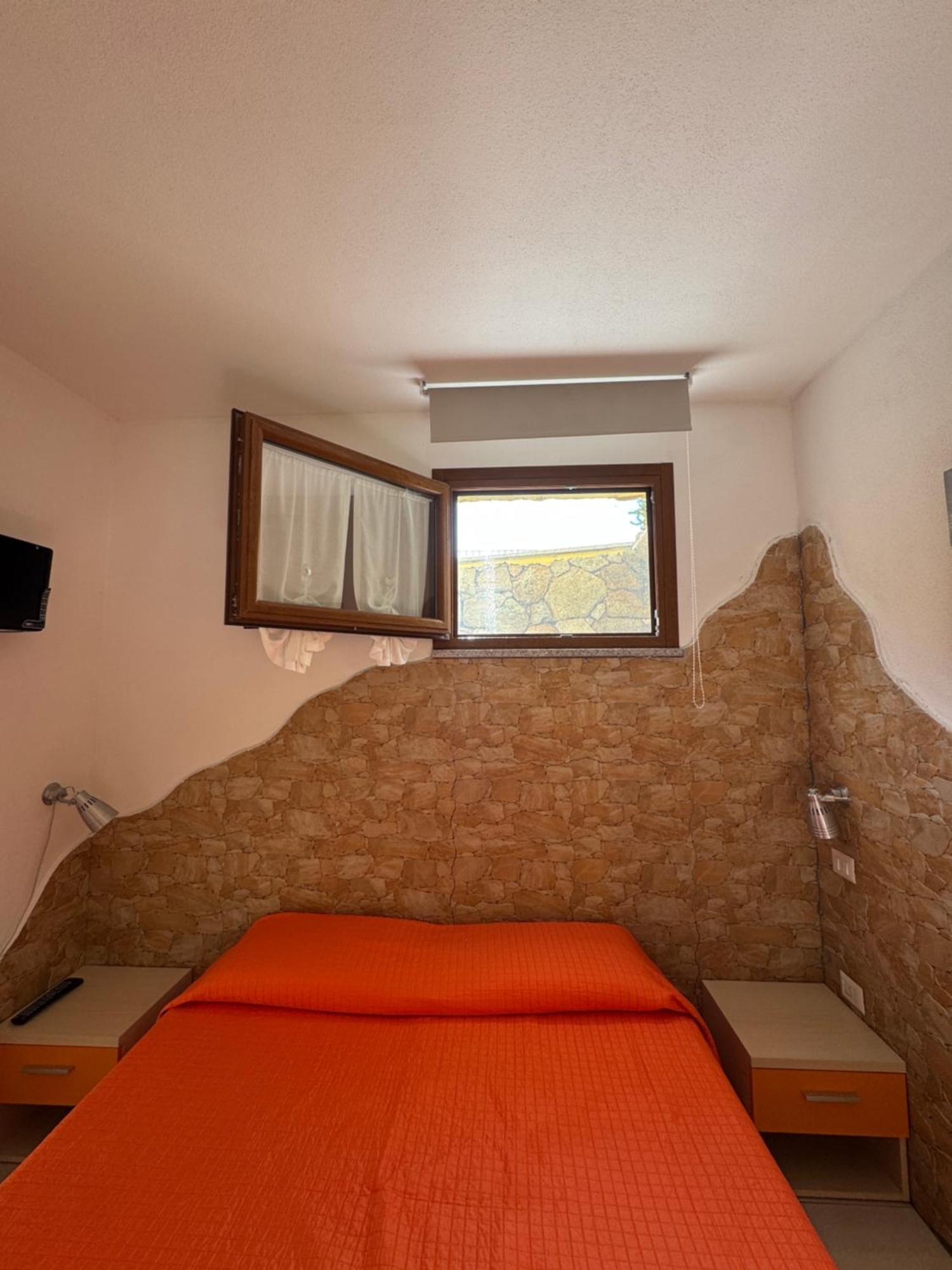 Sa Mamma E Sole B&B Кала Гононе Стая снимка